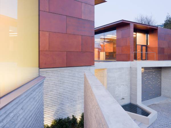 Residencia e Galeria Daeyang / Steven Holl Architects